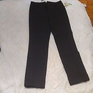 DALIA Cigarette pants NWT